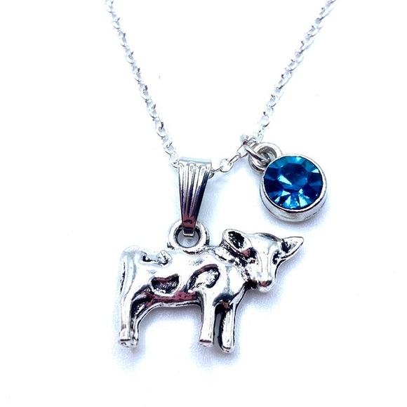 Cow Necklace - Picture 7 of 8